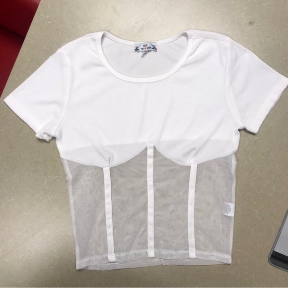 Poof New York Women’s Top - Picture 8 of 10